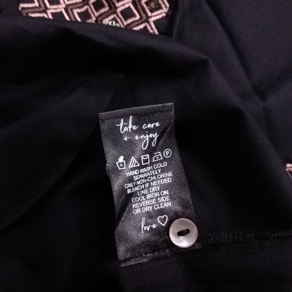 Women's Nic+Zoe Touch of Sequin Shirt. Size Extra Small. New With Tags - Picture 9 of 10